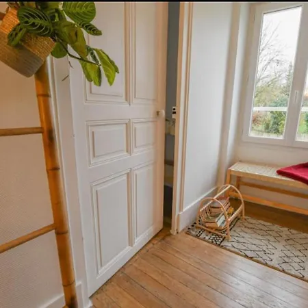 Aux Deux Cheminees Semesterbostad Chervey