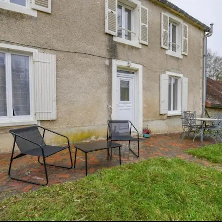 Aux Deux Cheminees Semesterbostad *